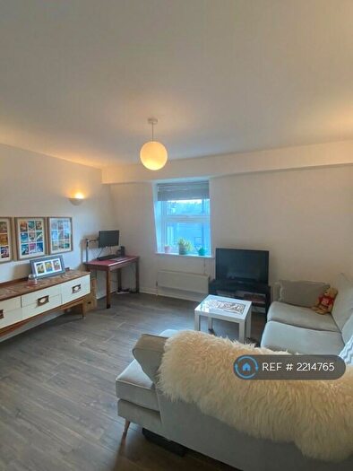 2 Bedroom Flat To Rent In On The Park, St. George, Bristol, BS5