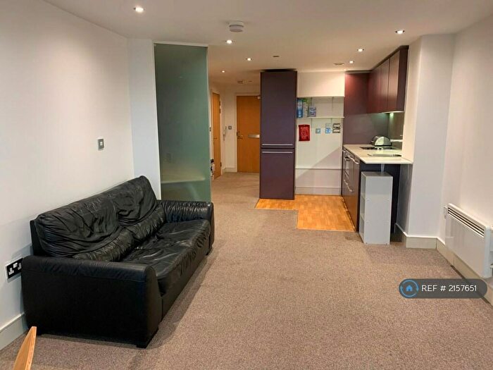 2 Bedroom Flat To Rent In Huntingdon Street, Nottingham, NG1