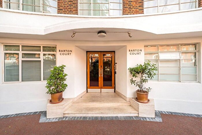 1 Bedroom Flat To Rent In Barons Court Road, West Kensington, W14