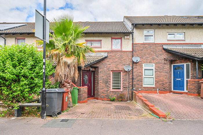 2 Bedroom Terraced House For Sale In Exmouth Road, Walthamstow, London, E17