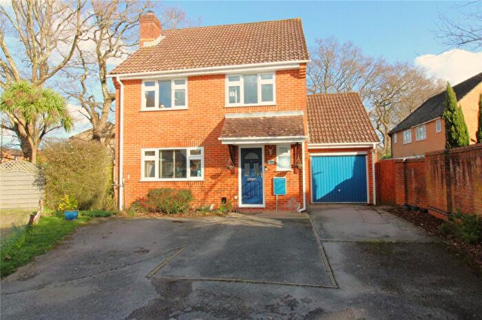 4 Bedroom Detached House For Sale In Wheatlands, Fareham, Hampshire, PO14