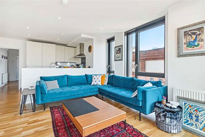 2 Bedroom Flat To Rent In Black Prince Road, Albert Embankment, SE1