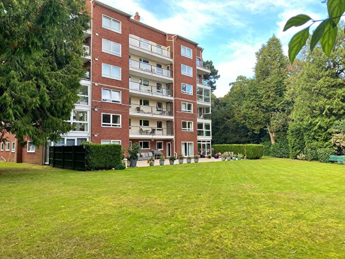 2 Bedroom Flat To Rent In Branksea Grange The Avenue, Branksome Park, BH13