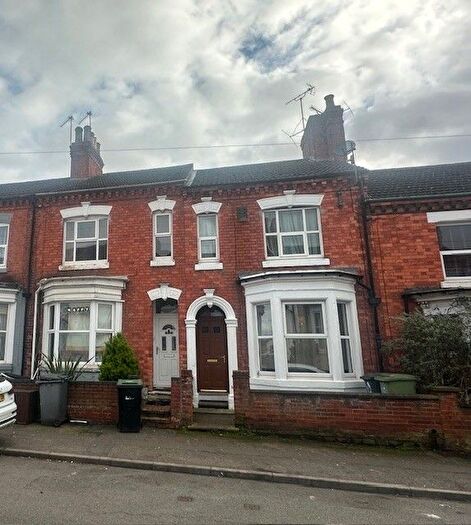 3 Bedroom Flat To Rent In Knox Road, Wellingborough, NN8