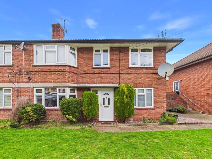 2 Bedroom Maisonette For Sale In Chiltern Road, Baldock, SG7