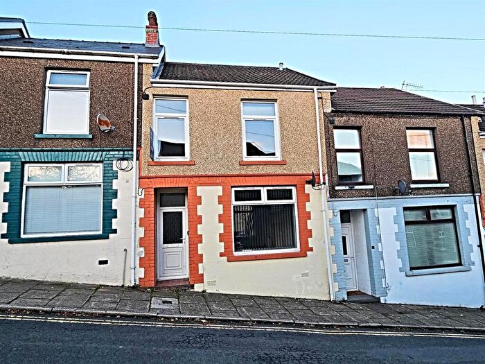3 Bedroom Terraced House To Rent In Penygraig Terrace, Ynysybwl, Pontypridd, CF37