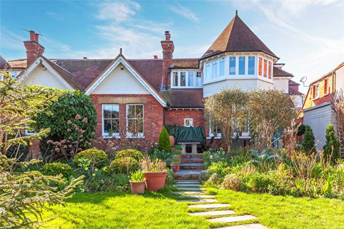 4 Bedroom Semi Detached House For Sale In Western Road, Henley-On-Thames, Oxfordshire, RG9