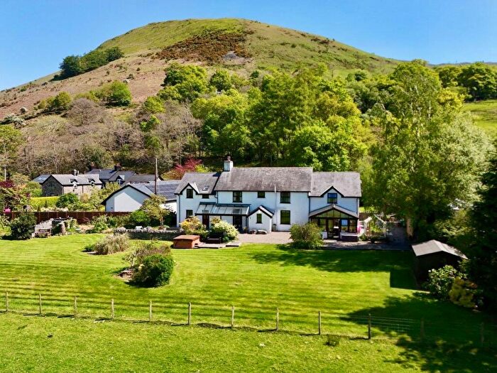 6 Bedroom Detached House For Sale In Dolffanog Fawr, Tal Y Llyn, Tywyn, LL36