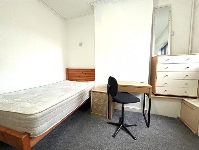 1 Bedroom House To Rent In Hubert Road, Selly Oak, B29
