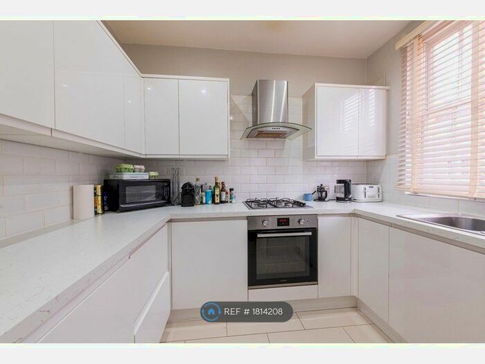4 Bedroom Terraced House To Rent In Elsley Road, London, SW11
