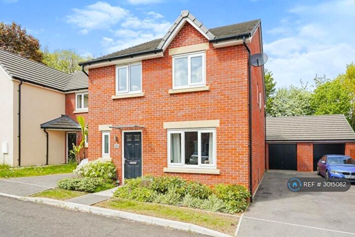 4 Bedroom Detached House To Rent In Dennis St, Swindon, SN5