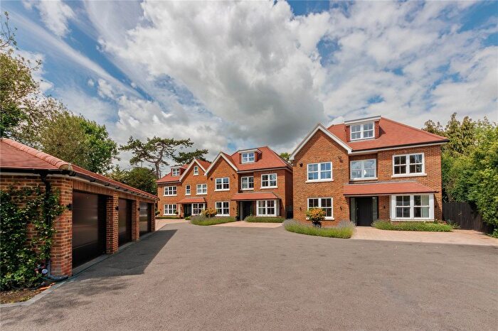 6 Bedroom Detached House To Rent In Knightsbridge Close, Arkley, Barnet, EN5