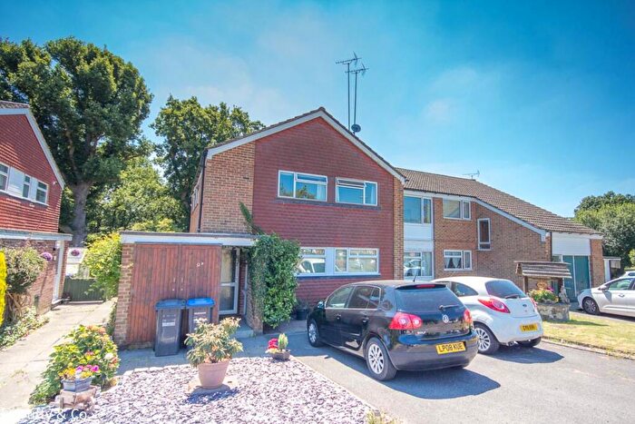 2 Bedroom Maisonette To Rent In Pelham Road, Lindfield, RH16