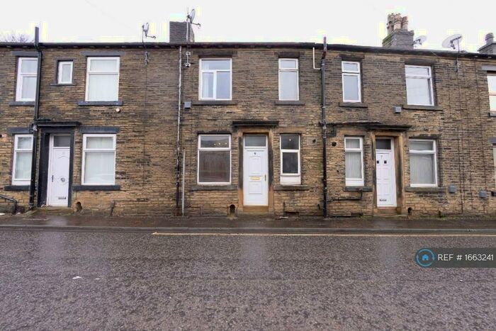 2 Bedroom Terraced House To Rent In Law Lane, Halifax, HX3