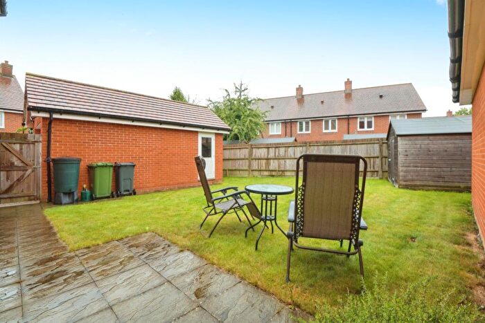 4 Bedroom Detached House For Sale In Cleverley Rise, Bursledon, Southampton, SO31
