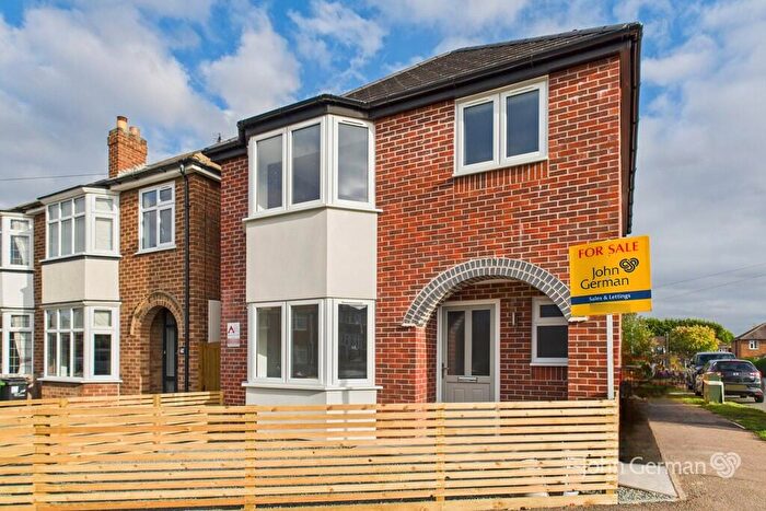 3 Bedroom Detached House For Sale In Parklands Drive, Loughborough, LE11