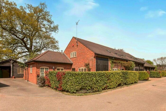 4 Bedroom Barn Conversion For Sale In The Barn, Home Farm Road, North Mymms, AL9