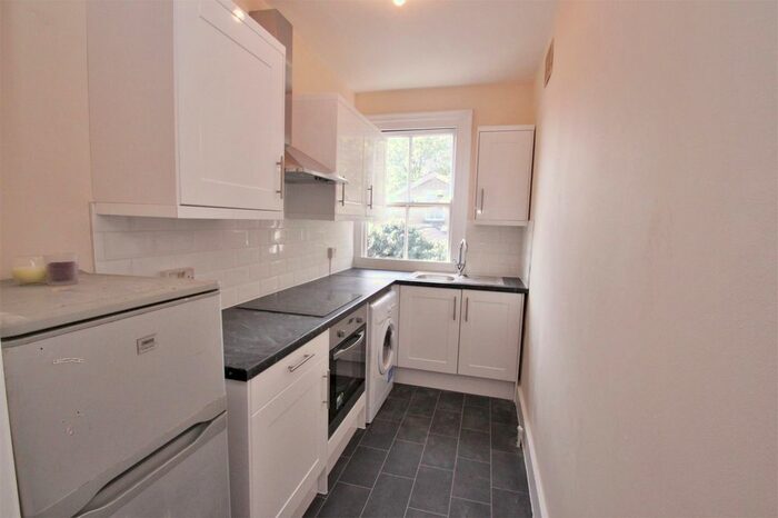 2 Bedroom Flat To Rent In The Green, West Drayton, UB7