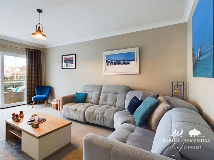 3 Bedroom Town House For Sale In Bryher Island, Port Solent, Portsmouth, PO6