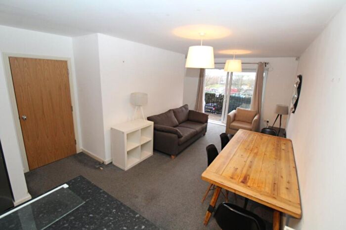 2 Bedroom Flat To Rent In The Waterfront, Openshaw, Manchester, M11