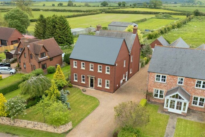4 Bedroom Detached House For Sale In Back Lane, Palterton, Chesterfield, S44