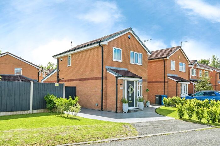 3 Bedroom Detached House For Sale In Lockerbie Close, Warrington, Cheshire, WA2