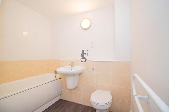 2 Bedroom Apartment To Rent In Alexandra House, Rutland Street, Leicester, LE1