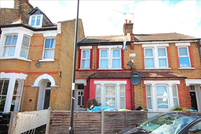 1 Bedroom Flat To Rent In Church Lane, Edmonton, London, N9