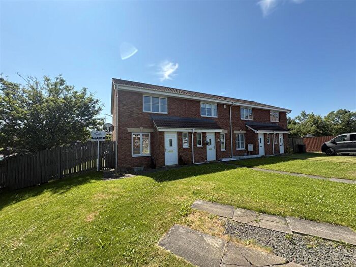 3 Bedroom House For Sale In Steel Place, Wishaw, ML2