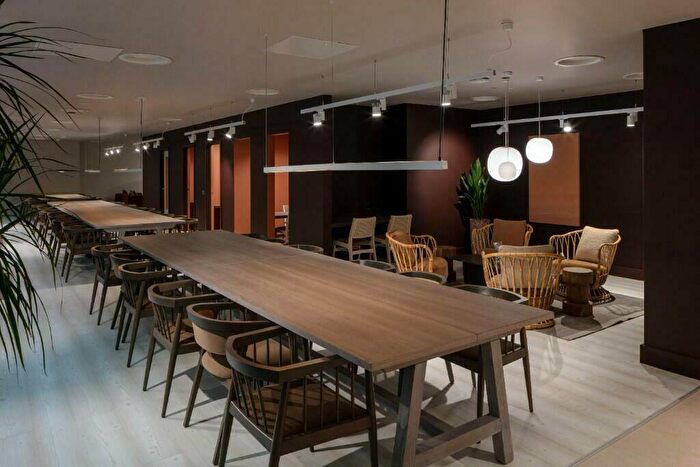 Studio To Rent In Chatfield Road, London, SW11