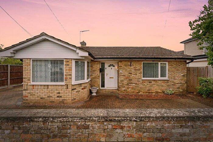 2 Bedroom Detached Bungalow For Sale In Church Street, Needingworth, St. Ives, PE27