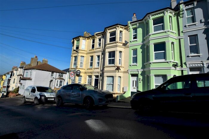 1 Bedroom Flat To Rent In Whitefriars Road, Hastings, TN34