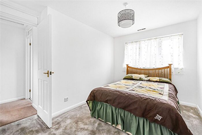 3 Bedroom Semi-Detached House For Sale In Weldon Road, Marston, Oxford, OX3