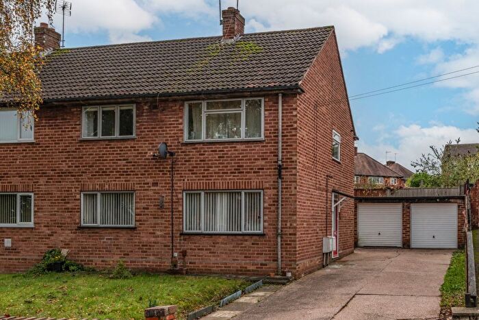 2 Bedroom Flat To Rent In Harport Road, Greenlands, Redditch, B98