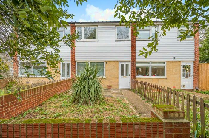 2 Bedroom Terraced House To Rent In Coleraine Road, London, SE3