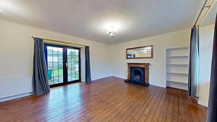 2 Bedroom Bungalow To Rent In Wilkieston, West Lothian, EH27