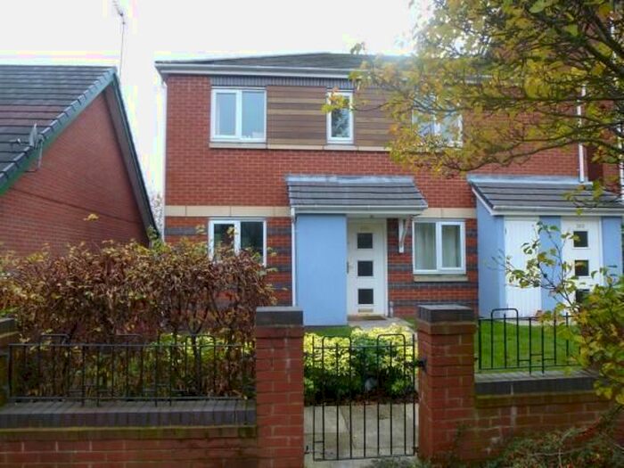 2 Bedroom Flat To Rent In Willenhall Road, Wolverhampton, WV1