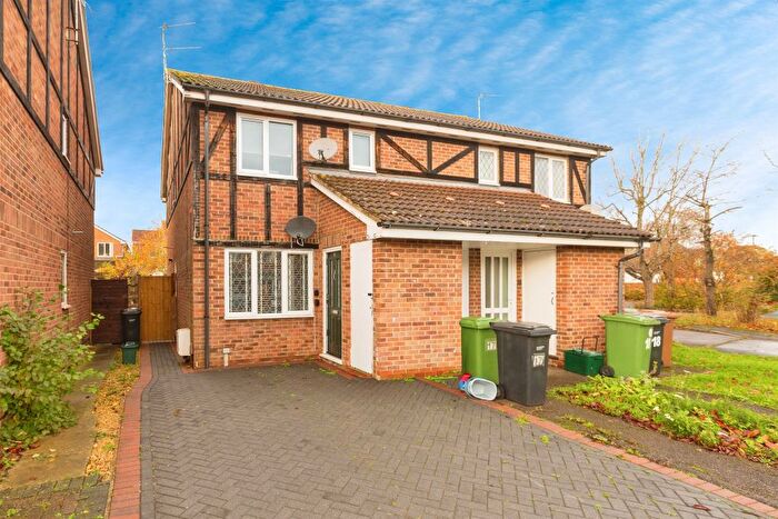 1 Bedroom Maisonette For Sale In Foster Road, Abingdon, OX14