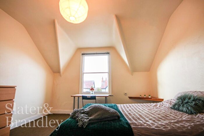 1 Bedroom Terraced House To Rent In Musters Road, West Bridgford, Nottingham, Nottinghamshire, NG2