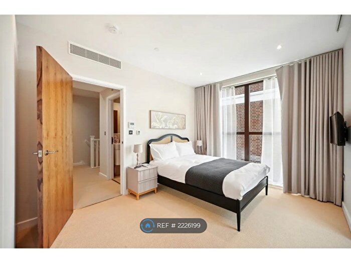 2 Bedroom Flat To Rent In Dickens Yard, London, W5