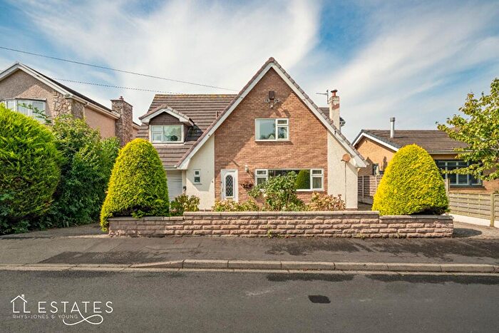 4 Bedroom Detached House For Sale In Highlands Close, Rhuddlan, LL18