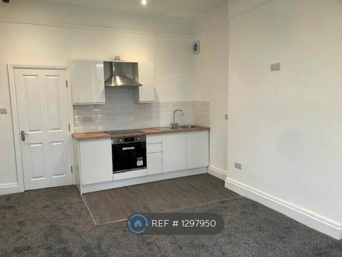 Studio To Rent In Alexandra Road, Sale M33