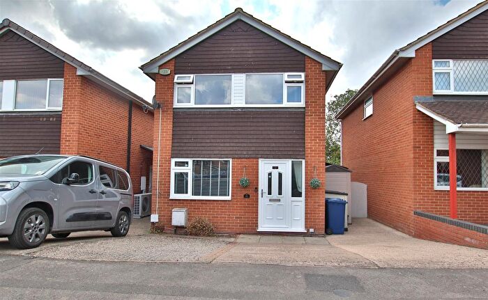 3 Bedroom Detached House For Sale In Springfield, Tewkesbury, GL20
