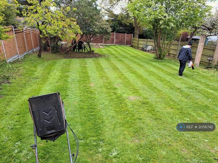 4 Bedroom Detached House To Rent In Bittacy Rise, London, NW7