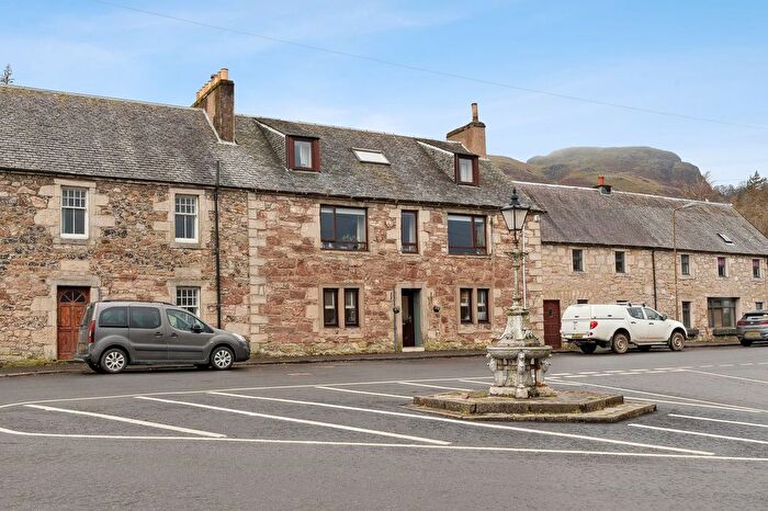 2 Bedroom Flat For Sale In Main Street, Fintry, G63