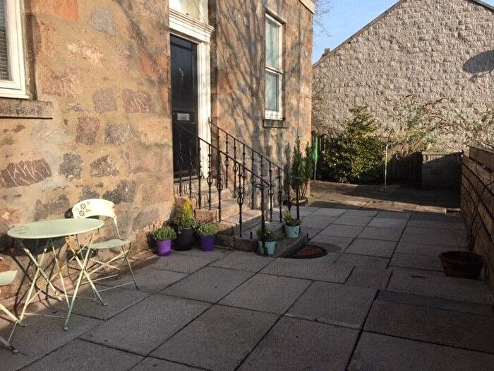 1 Bedroom Flat To Rent In Prospect Terrace, Ferryhill, Aberdeen, AB11