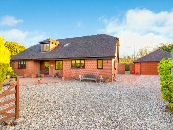 5 Bedroom Detached House For Sale In Theale Road, Burghfield, Reading, Berkshire, RG30