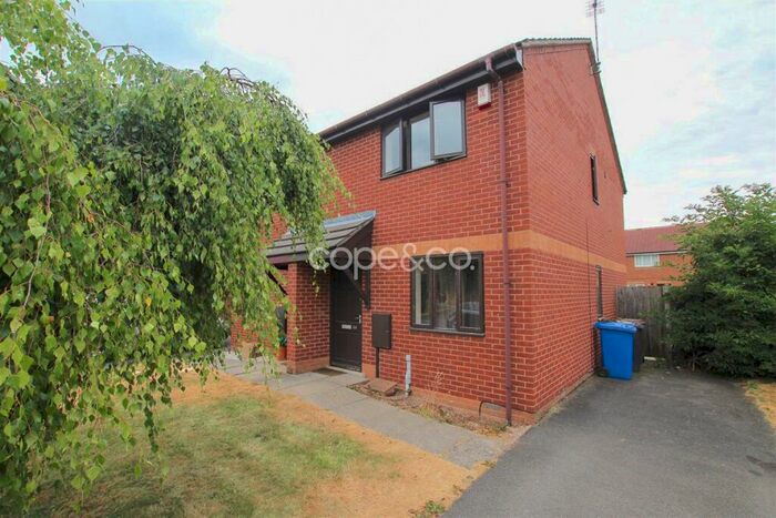 2 Bedroom Semi-Detached House To Rent In Dalesgate Close, Littleover, Derby, Derbyshire, DE23