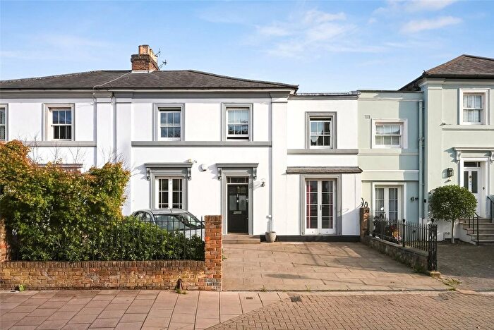 5 Bedroom Terraced House For Sale In The Green, Twickenham, TW2