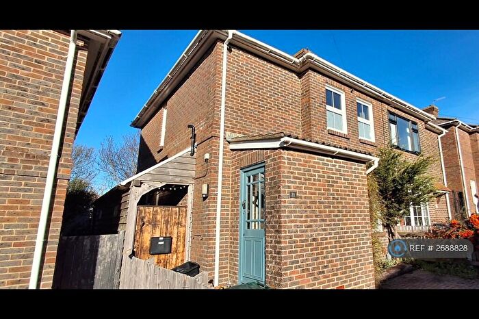 3 Bedroom Semi Detached House To Rent In Firle Road, Brighton, BN2